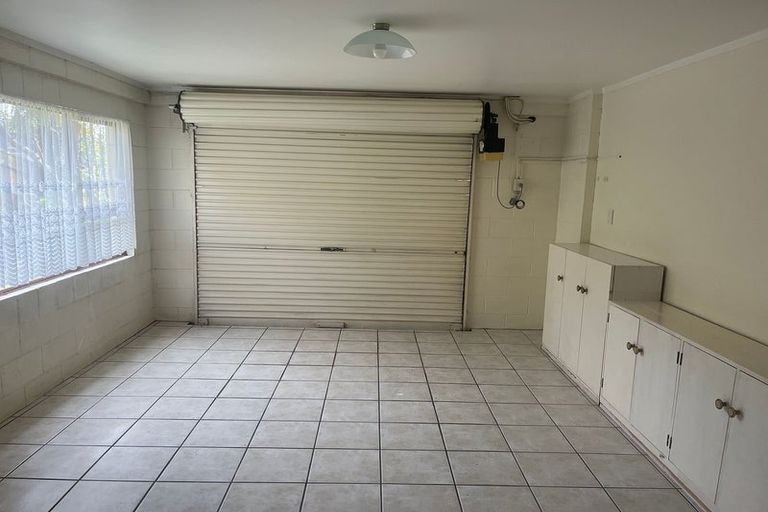 Photo of property in 1/31 Marlborough Avenue, Glenfield, Auckland, 0629