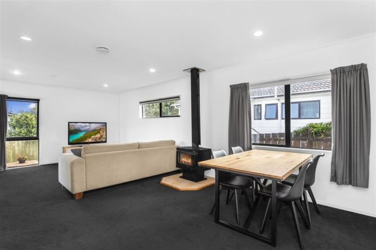 Photo of property in 2/21 Murray Street, Drury, 2113