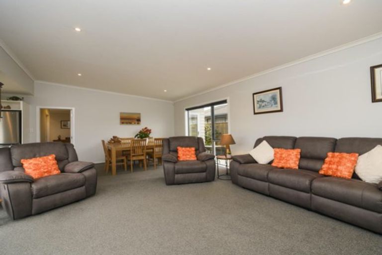 Photo of property in 48 Ward Street, Palmerston North, 4410