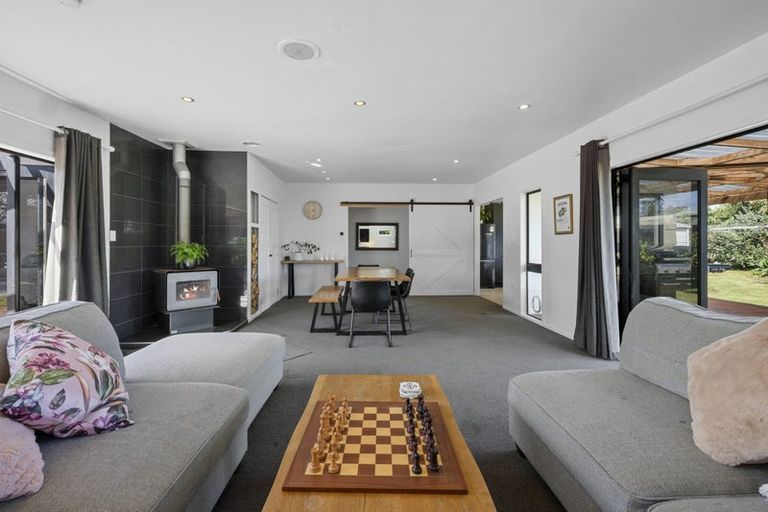 Photo of property in 79 Domett Street, Waitara, 4320