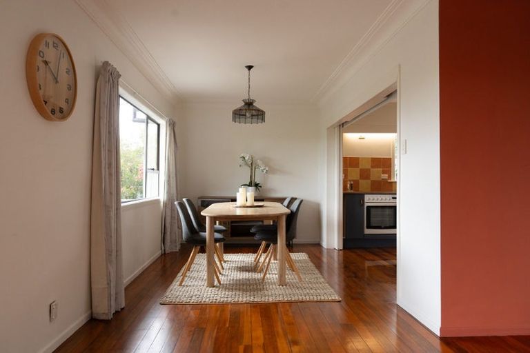 Photo of property in 137 Hinemoa Street, Birkenhead, Auckland, 0626