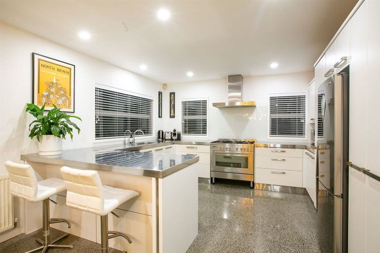 Photo of property in 50 Roto Street, Hurdon, New Plymouth, 4310