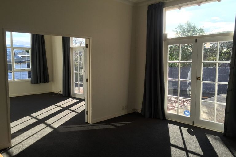 Photo of property in 174 Victoria Road, Saint Clair, Dunedin, 9012