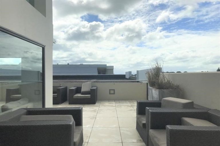 Photo of property in Heards Building, 303/2 Ruskin Street, Parnell, Auckland, 1052