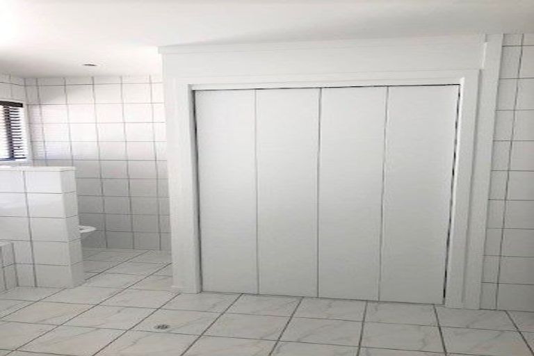 Photo of property in 3 Oak Avenue, Paremata, Porirua, 5024