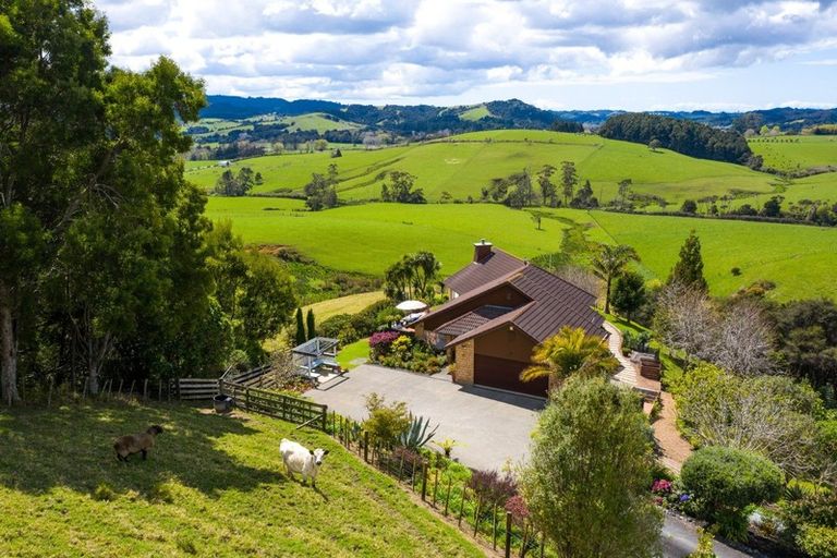 Photo of property in 63a Field Lane, Waitoki, Kaukapakapa, 0871