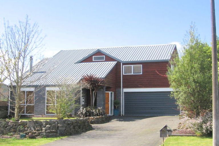Photo of property in 17 Gillam Crescent, Springfield, Rotorua, 3015