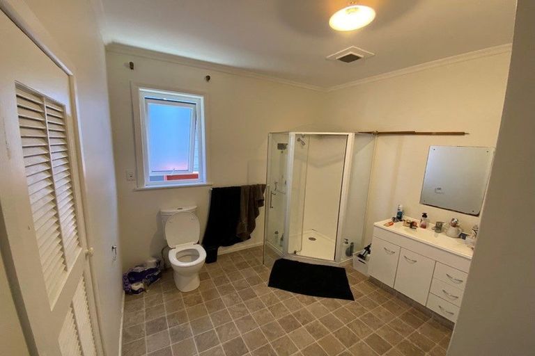 Photo of property in 6 Howard Street, Mount Cook, Wellington, 6021