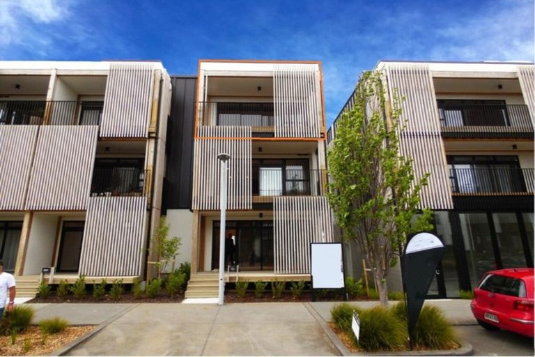 Photo of property in 9/165 Hobsonville Point Road, Hobsonville, Auckland, 0616