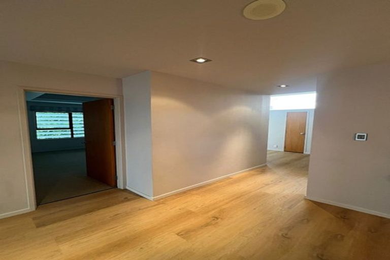Photo of property in 1/15a Takutai Avenue, Bucklands Beach, Auckland, 2012