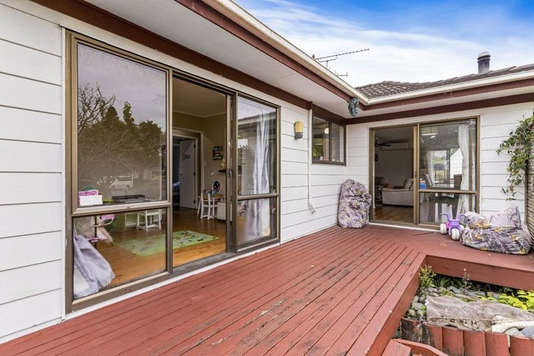 Photo of property in 43 Bellfield Road, Opaheke, Papakura, 2113