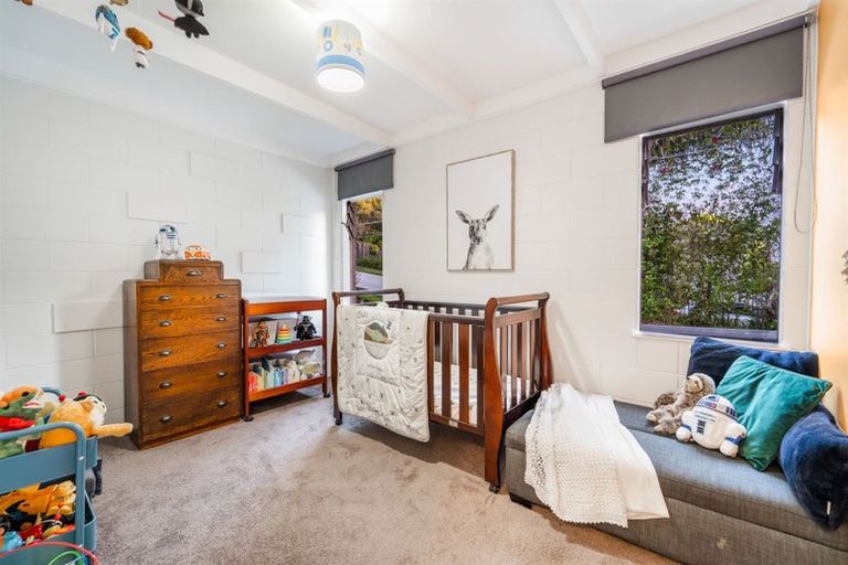 Photo of property in 1/50 Watea Road, Torbay, Auckland, 0630