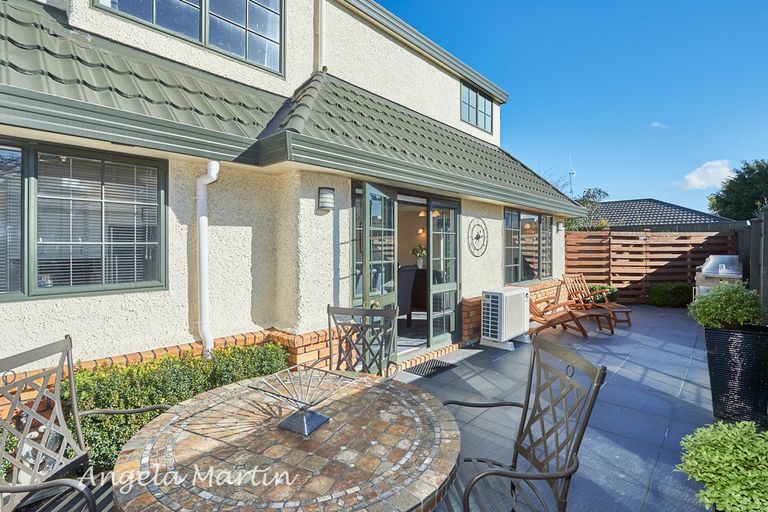 Photo of property in 7 Carow Street, Palmerston North, 4410