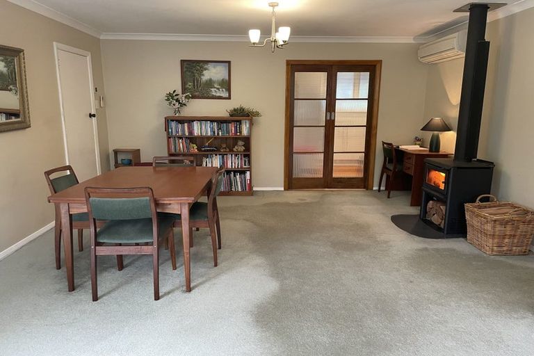 Photo of property in 7 Wood Street, Wainuiomata, Lower Hutt, 5014
