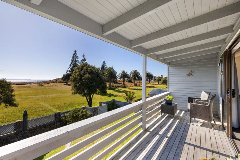 Photo of property in 1167 Papamoa Beach Road, Papamoa Beach, Papamoa, 3118