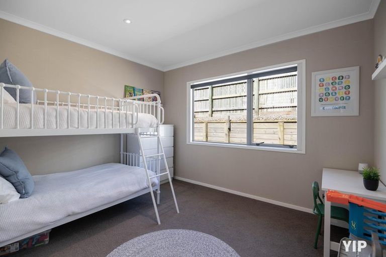 Photo of property in 21 Bickerton Rise, Churton Park, Wellington, 6037