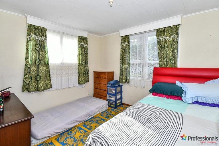 Photo of property in 35 Ashgrove Road, Mangere, Auckland, 2022