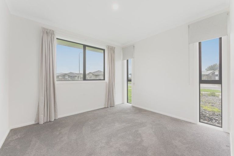 Photo of property in 68 Hinemoa Street, Levin, 5510