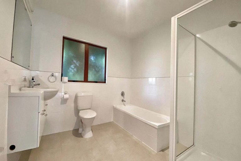 Photo of property in 11b Langana Avenue, Browns Bay, Auckland, 0630