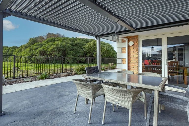 Photo of property in 28 Brightstone Crescent, Aranui, Christchurch, 8061