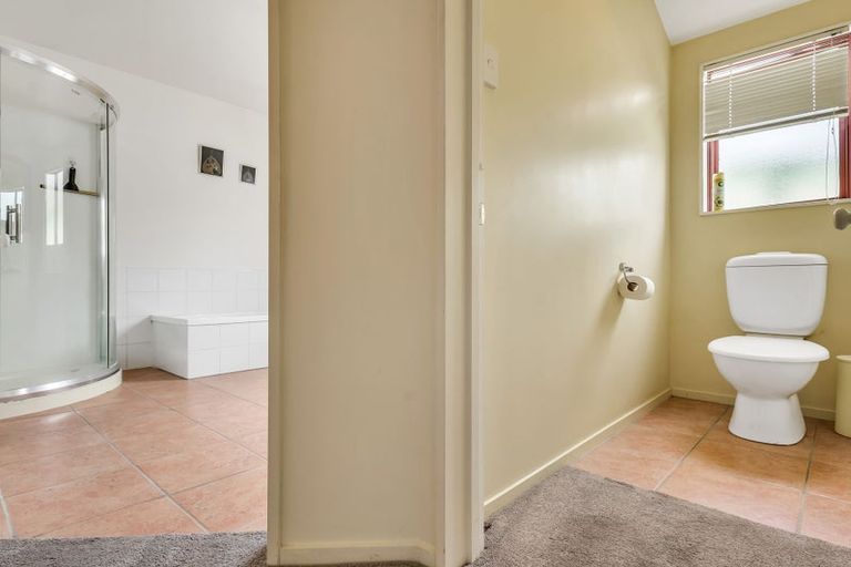 Photo of property in 425 Southland Place, Raureka, Hastings, 4120