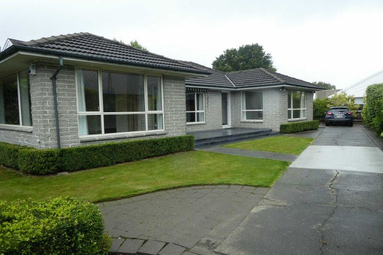 Photo of property in 173 Fendalton Road, Fendalton, Christchurch, 8052