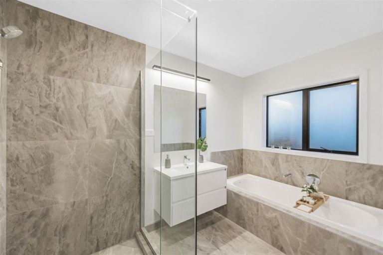 Photo of property in 15 Waikaka Place, Rototuna North, Hamilton, 3210