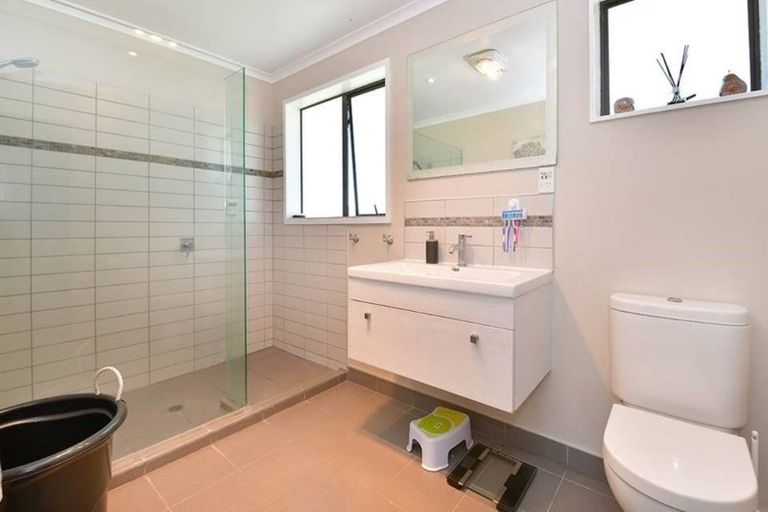 Photo of property in 20 Hafton Road, Kaukapakapa, Warkworth, 0984