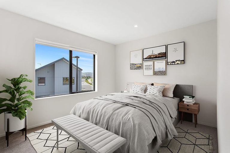 Photo of property in 21 Parkmore Drive, Rosehill, Papakura, 2113