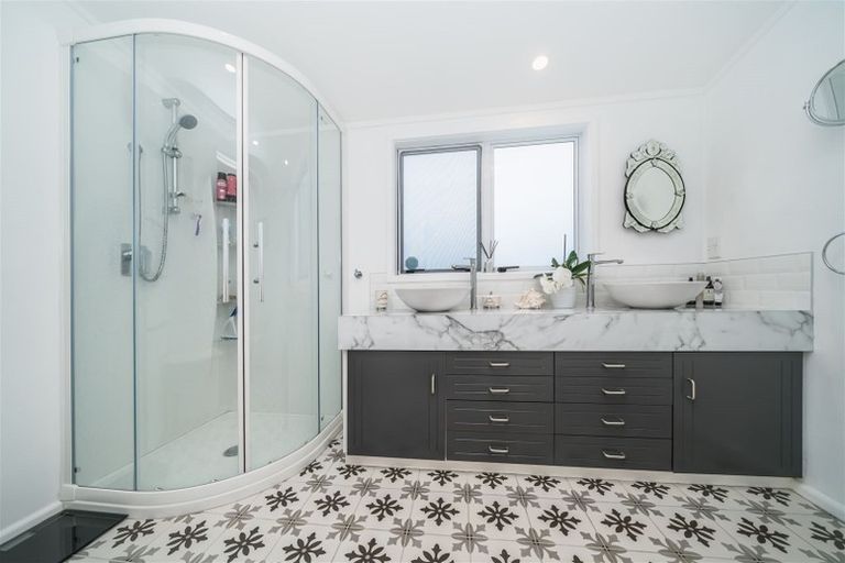 Photo of property in 10 Cremorne Avenue, Hokowhitu, Palmerston North, 4410