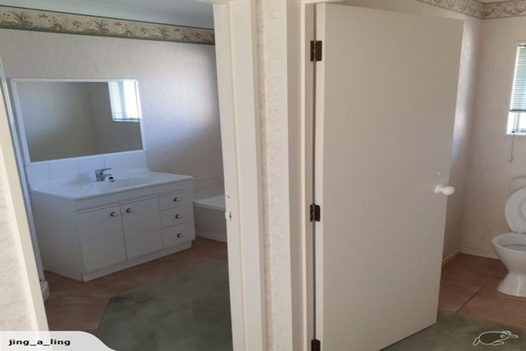 Photo of property in 8 Harvest Court, Paraparaumu, 5032