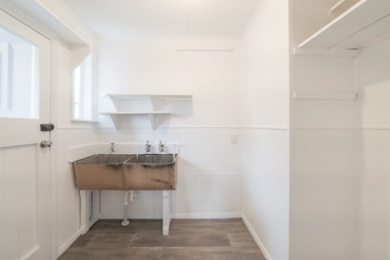 Photo of property in 2 Butler Place, Fairfield, Hamilton, 3214