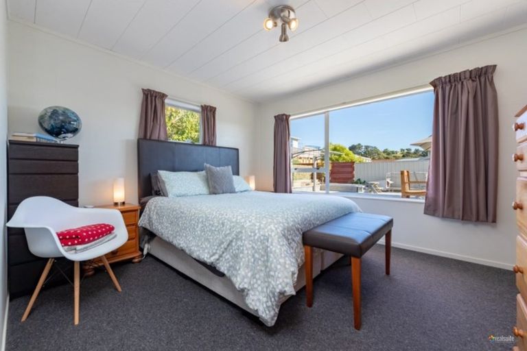 Photo of property in 14 Thimble Lane, Whitby, Porirua, 5024