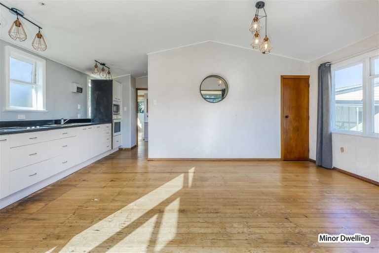 Photo of property in 8 Orere Point Road, Orere Point, Papakura, 2585