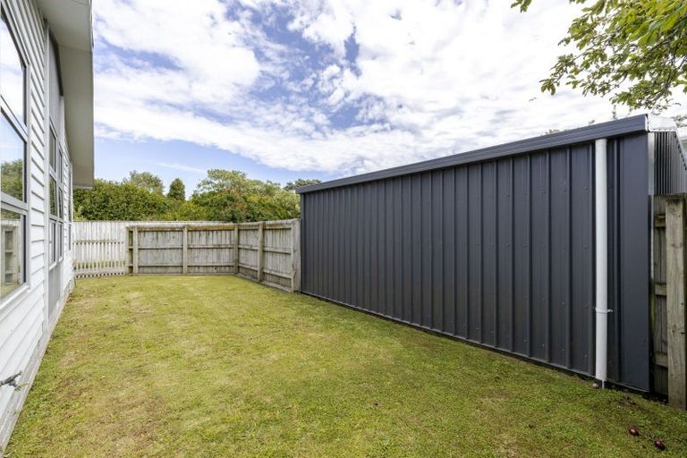 Photo of property in 6b Walsh Road, Westown, New Plymouth, 4310