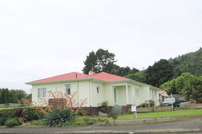 Photo of property in 1 Gilchrist Street, Te Aroha, 3320