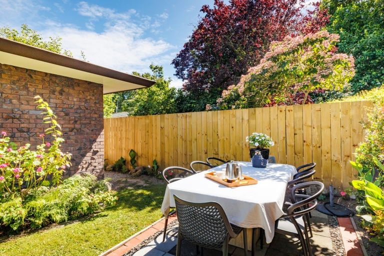 Photo of property in 42a Elmira Avenue, Hokowhitu, Palmerston North, 4410