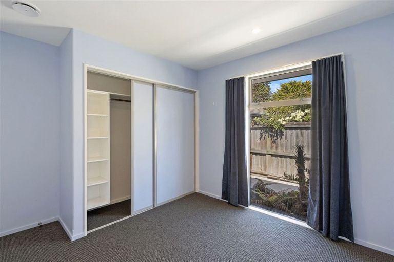 Photo of property in 1 Rue De La Mare, Parklands, Christchurch, 8083