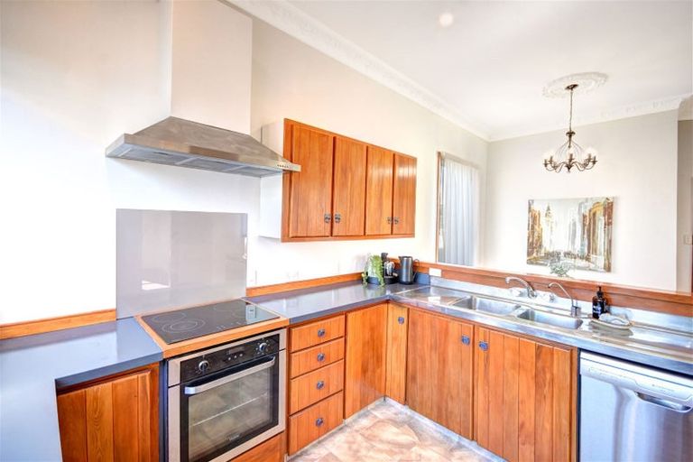 Photo of property in 75 Bay View Road, South Dunedin, Dunedin, 9012