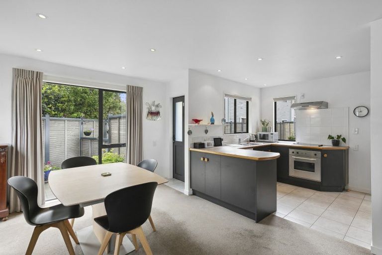 Photo of property in 42b Glamis Avenue, Strathmore Park, Wellington, 6022