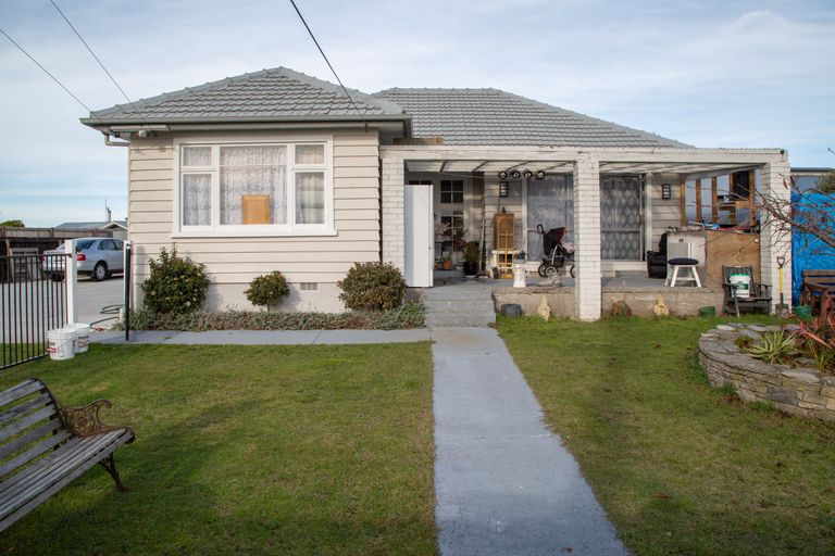 Photo of property in 8 Pandora Street, North New Brighton, Christchurch, 8083