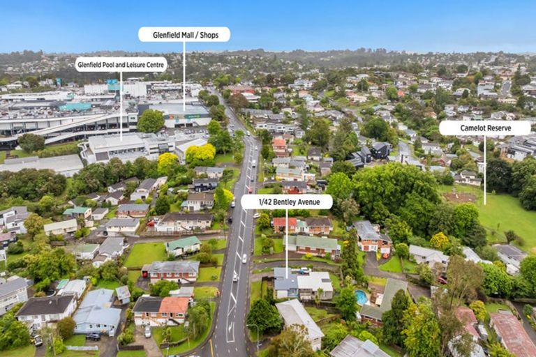 Photo of property in 1/42 Bentley Avenue, Glenfield, Auckland, 0629