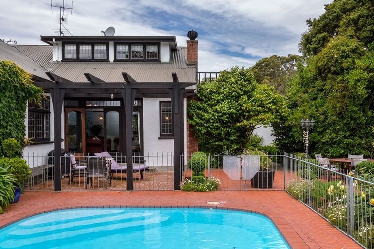 Photo of property in 9 Terrace End, Lansdowne, Masterton, 5810