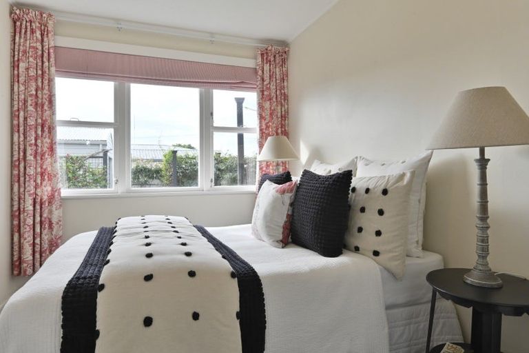 Photo of property in 28a Tucker Lane, Clive, 4102