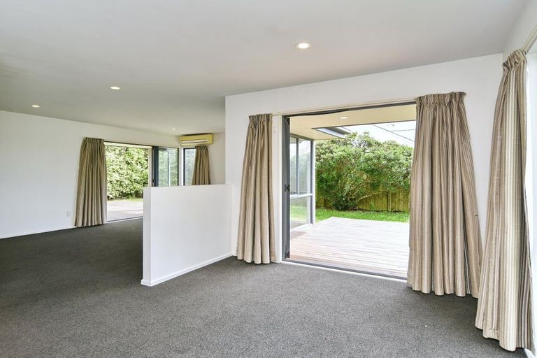 Photo of property in 137 Kotuku Crescent, Woolston, Christchurch, 8023