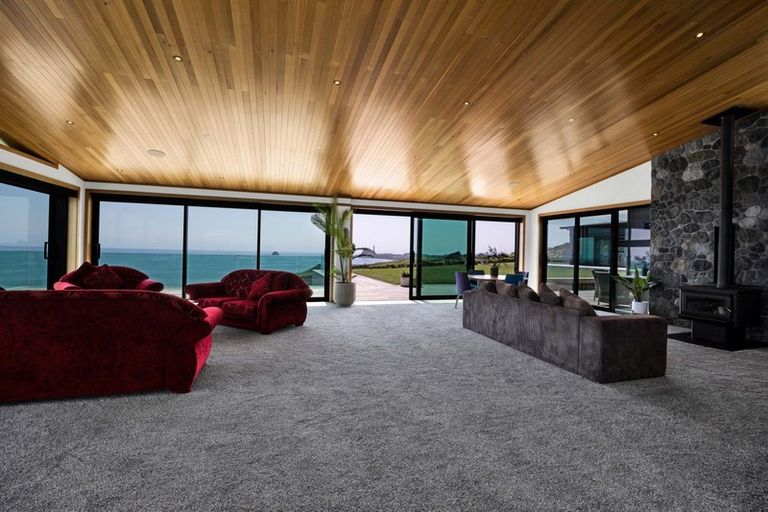 Photo of property in 24 Washer Road, Omata, New Plymouth, 4374