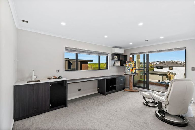 Photo of property in 7 Ruku Street, Long Bay, Auckland, 0630