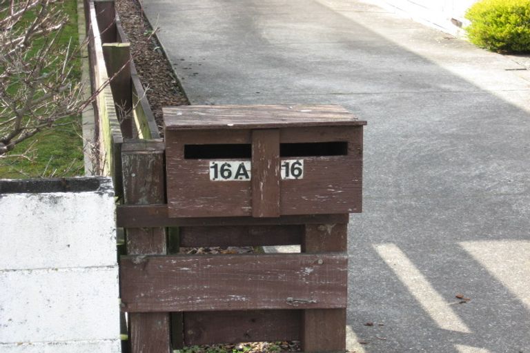 Photo of property in 16a Fitzherbert Road, Wainuiomata, Lower Hutt, 5014