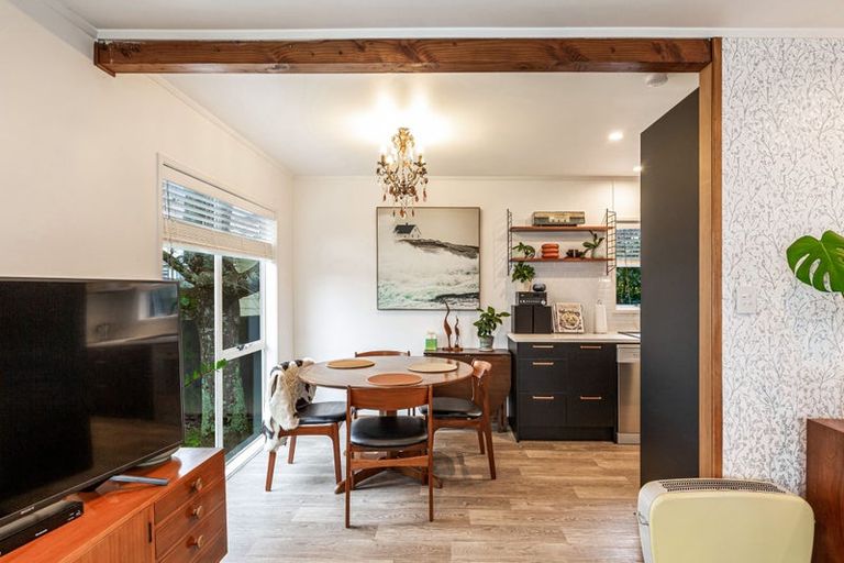 Photo of property in 16 Urlich Drive, Ranui, Auckland, 0612