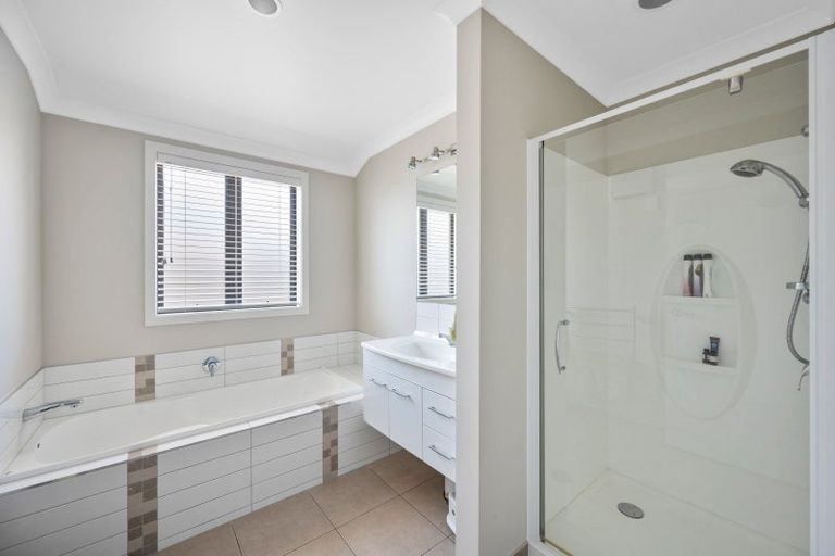 Photo of property in 35 Pacific Avenue, Poraiti, Napier, 4112